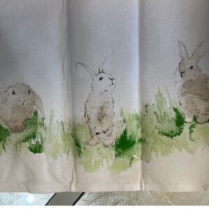 Pottery Barn - Hilltop Garden - New - Table Runner